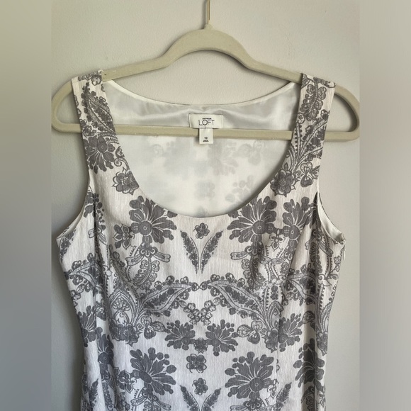 Ann Taylor Loft Silk Linen Blend Floral Paisley Sheath Dress in White Grey 10 - Picture 2 of 5